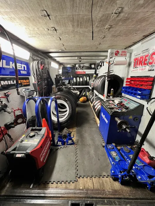 Keep On Rolling Mobile Tire shop & U-Haul 6
