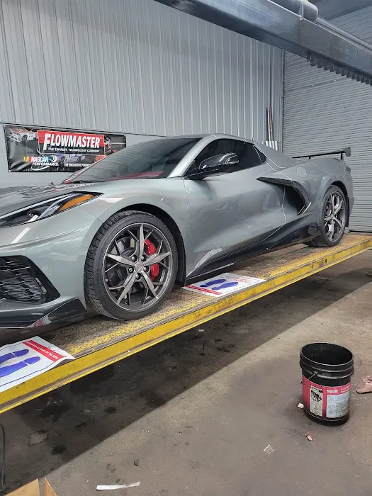 Lords Exhaust & Garage 4