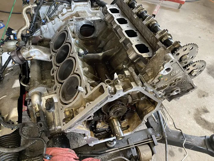 Maiden Auto Specialist 0