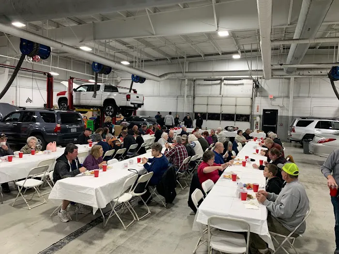 Mike Johnson's Hickory Toyota Service Center 5