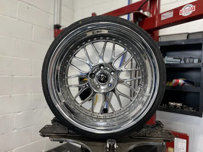 Tom Fouts Tire 6