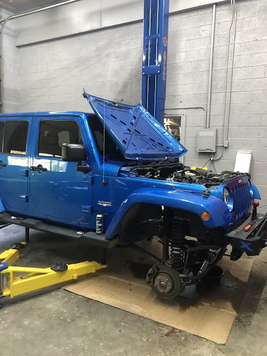 Seaton's Automotive 2