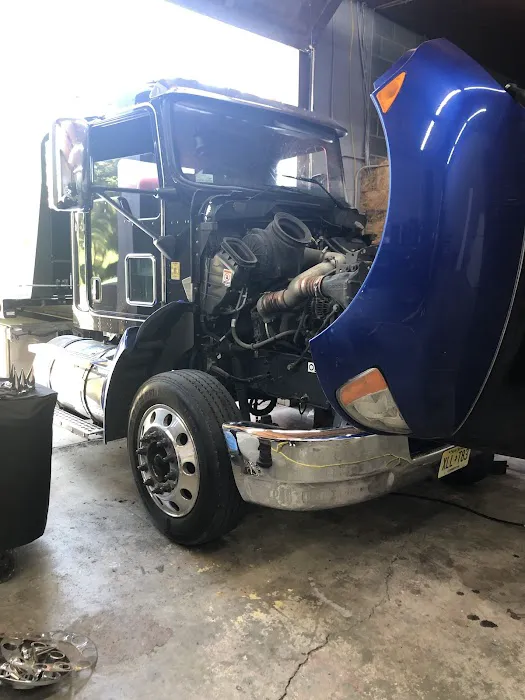Seaton's Automotive 5