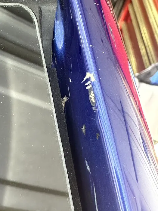 Auto Glass Service 9