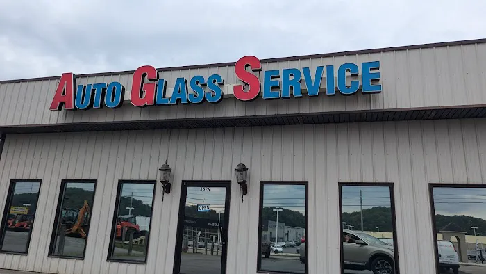 Auto Glass Service 8