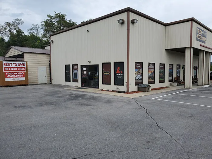 Leonard Truck Outfitters 7