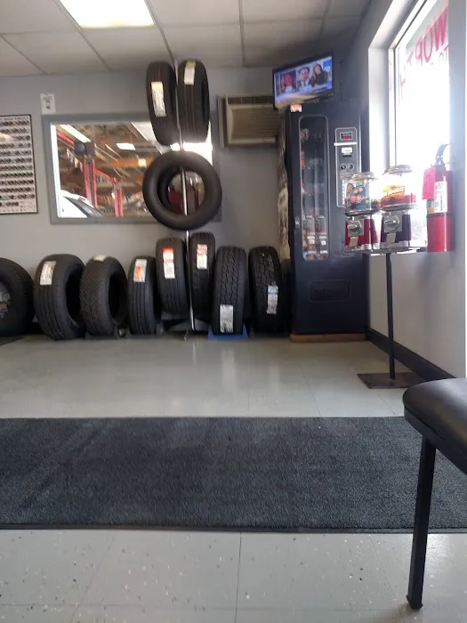 Hayworth Tire & Auto Service 2
