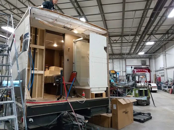 Brooks Collision Center LLC 5