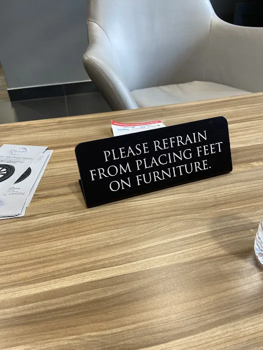 Montgomeryville Nissan Service Center 4