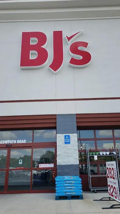 BJ's Tire Center 1