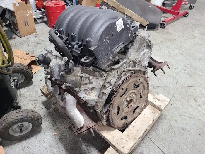 Auto Technician Repair LLC 6