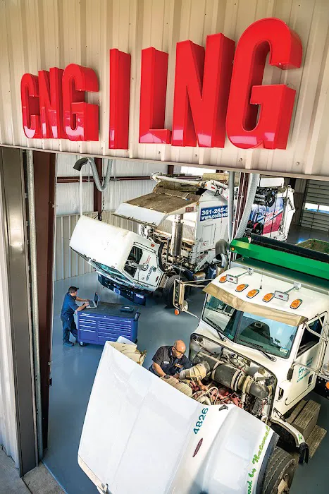 Rush Truck Centers - Chicago Light- and Medium-Duty Service 5