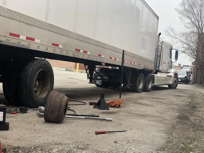 Sun Truck Repair 7