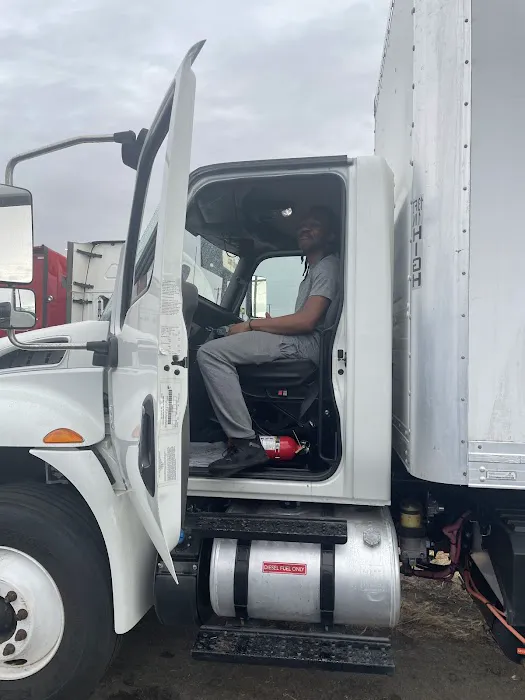 Julianos Truck Service 8