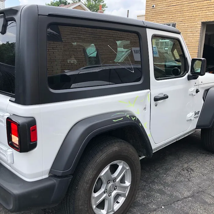 River Auto Body 4