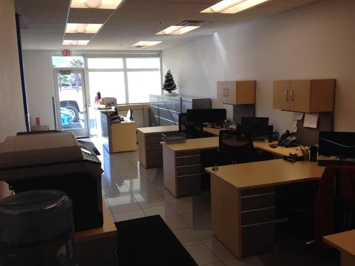 Henderson Chevrolet Body Shop 0