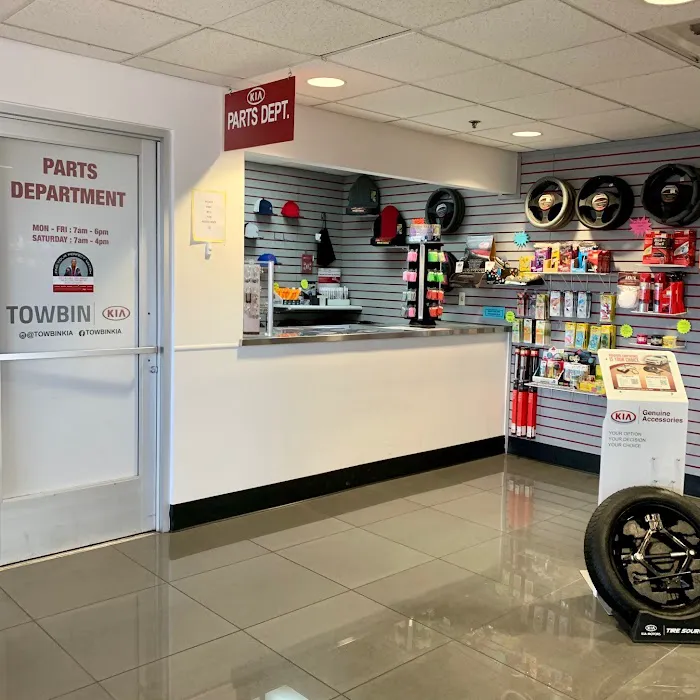 Towbin Kia Service and Parts 3