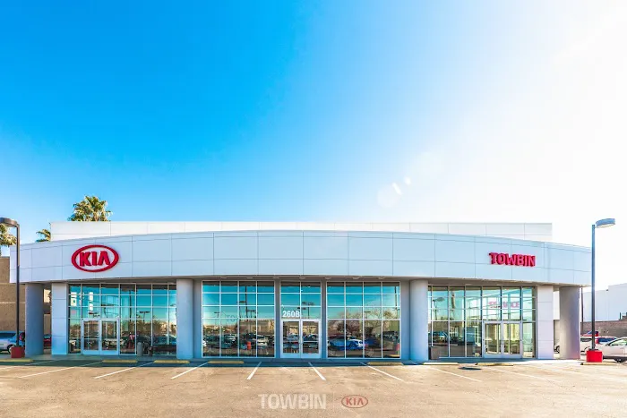 Towbin Kia Service and Parts 7