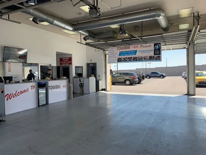 Towbin Kia Service and Parts 8