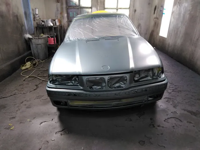 E&j done right auto body 0
