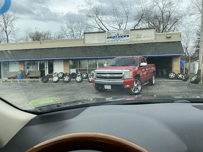 Brothers Auto Repair Mechanics and used tires 1