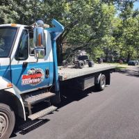 Bargain Towing: Tire & Auto