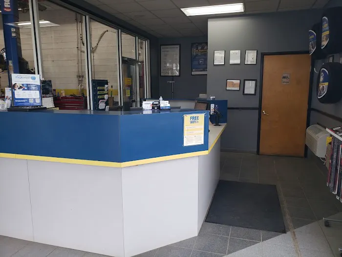 Monro Auto Service and Tire Centers 0