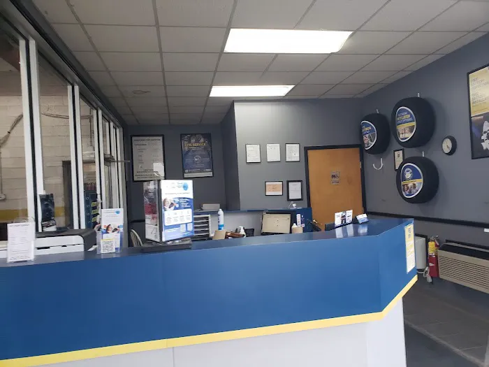 Monro Auto Service and Tire Centers 6