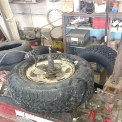 Corner Tire ico