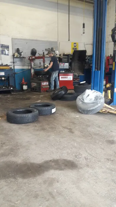Monro Auto Service and Tire Centers 9