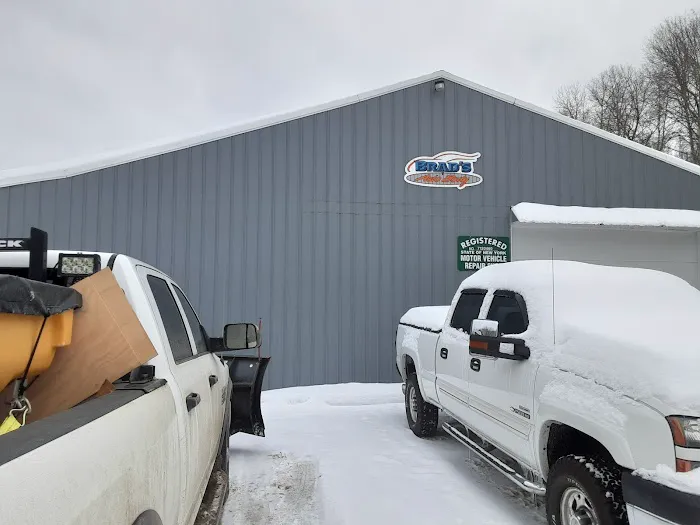 Brad's auto body 0