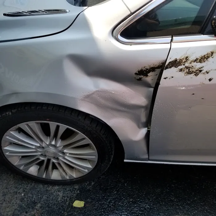 Automasters Paint & Body Works 8