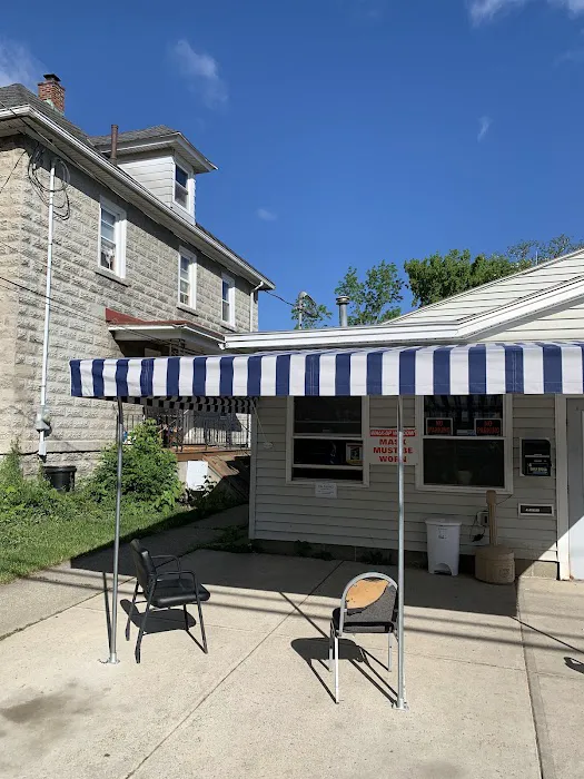Ellman's Garage 8