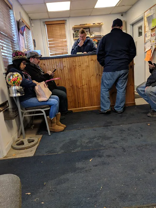 Ellman's Garage 9