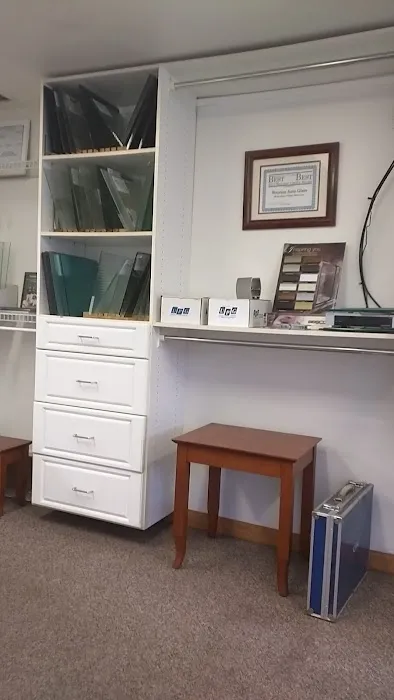 Auto Glass Center 1