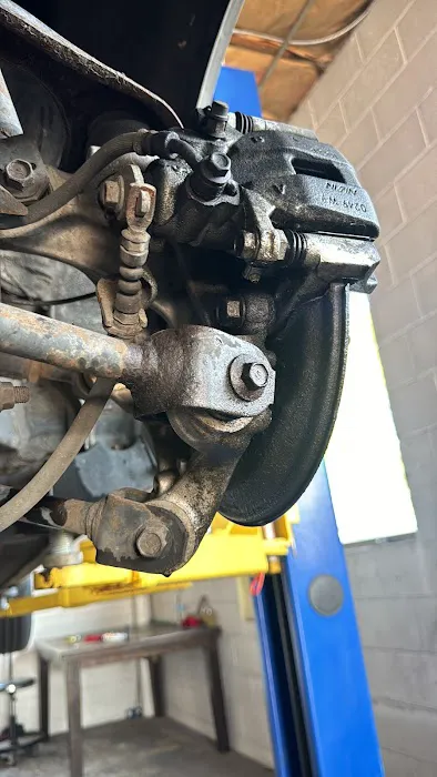RO Auto Services 8