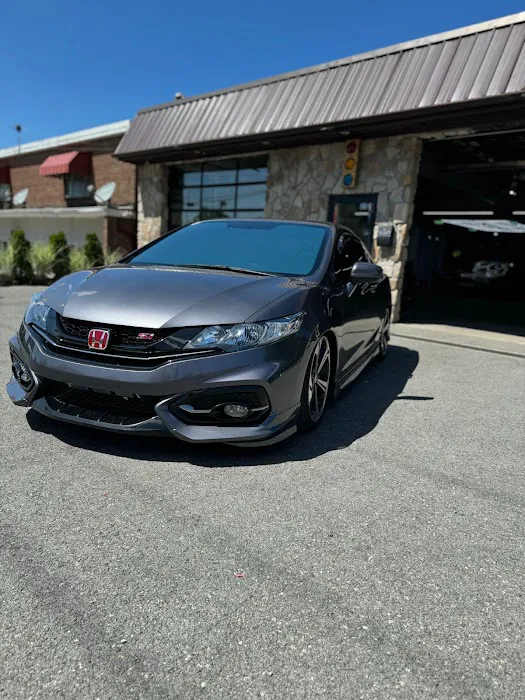 Benjamin’s Window Tinting & Detailing 7