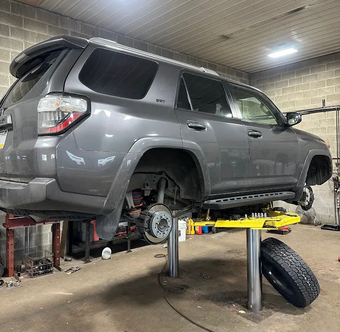R & J Automotive Specialists 8