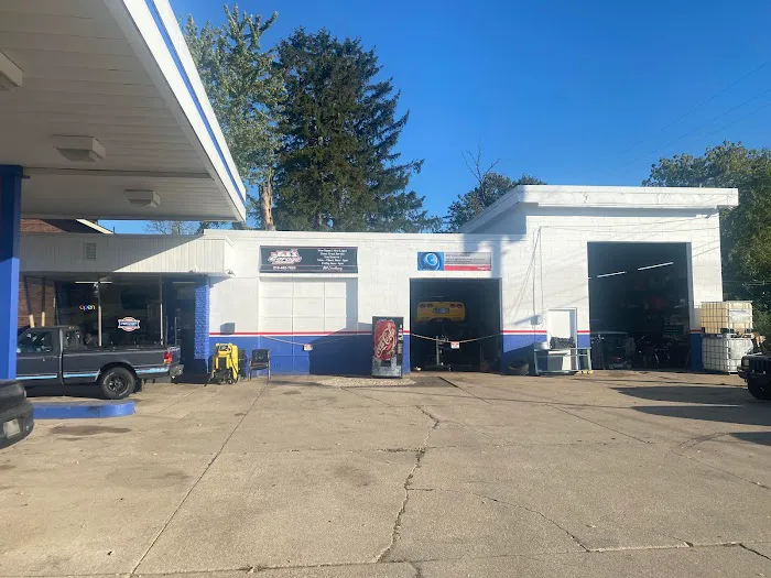 JJ’s Garage 5