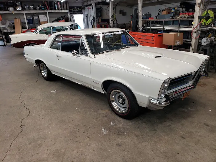 Classy Chassis Custom Trucking Sales 3