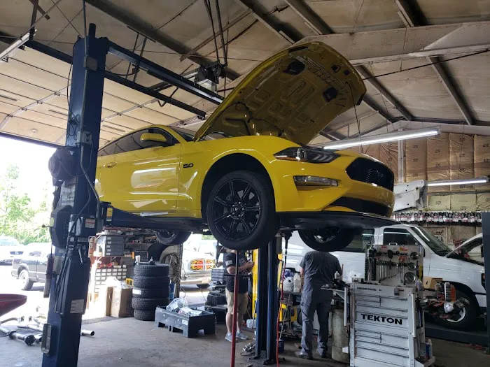 Tom's Valpo Auto Repair 1
