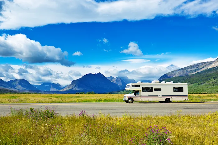 Real Mobile RV 1