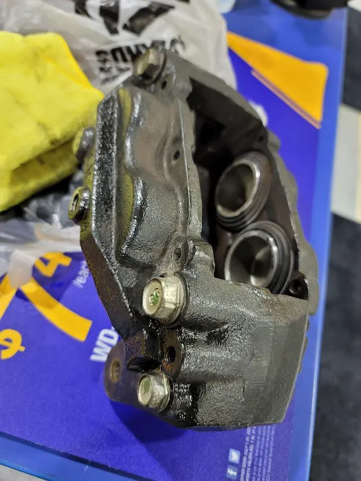 AutoZone Auto Parts 1