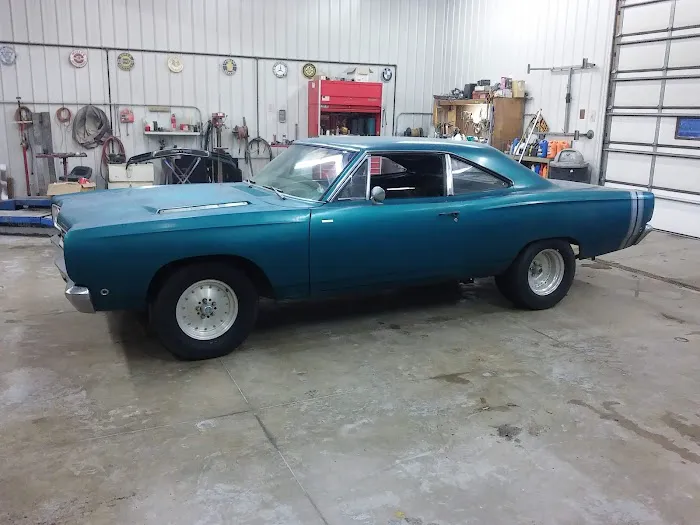 C. Noel's Auto Body & Towing Inc. 4