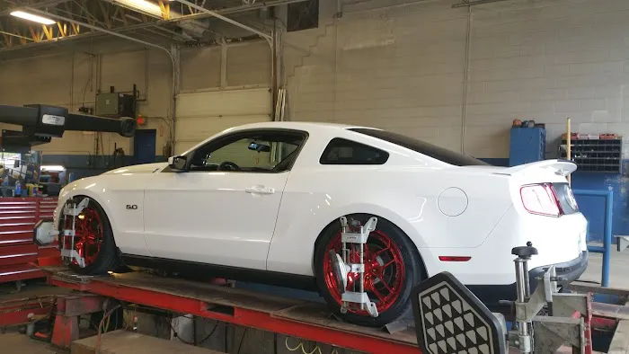 Liskeys Auto Truck Service 8