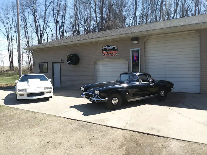 Pauls garage 0