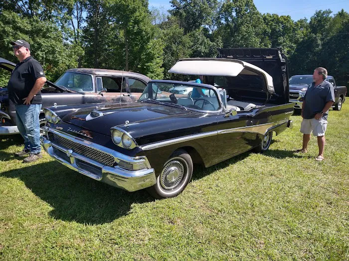 Blue Collar Muscle Rods & Custom 7