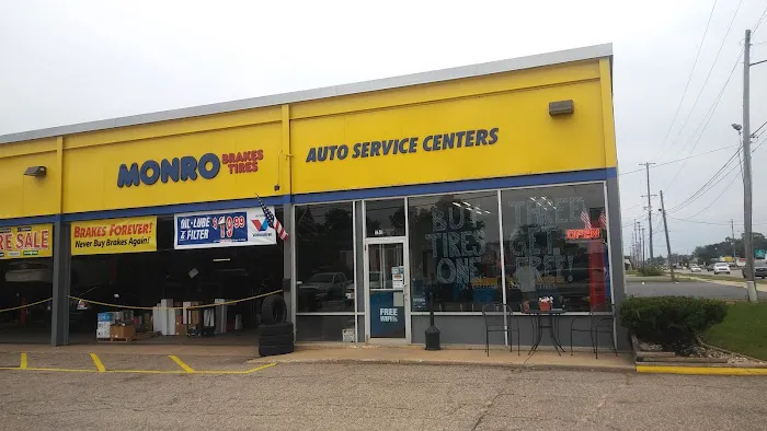 Monro Auto Service and Tire Centers 3