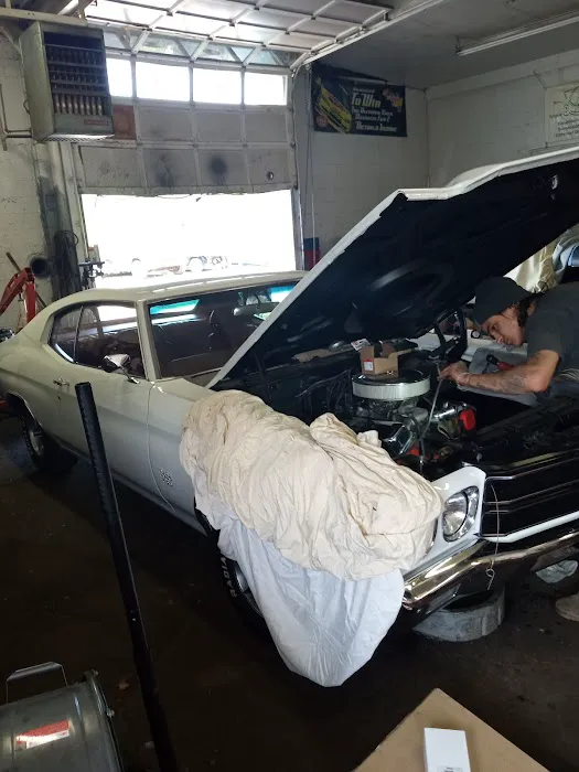 Sam's Auto Master Mechanic 0