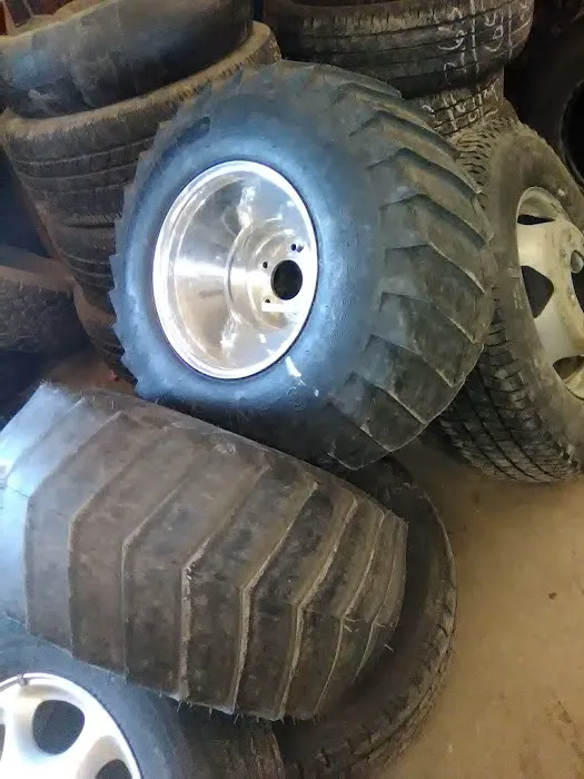 Blundy-Hoppes Tire & Auto Clinic, Inc 4